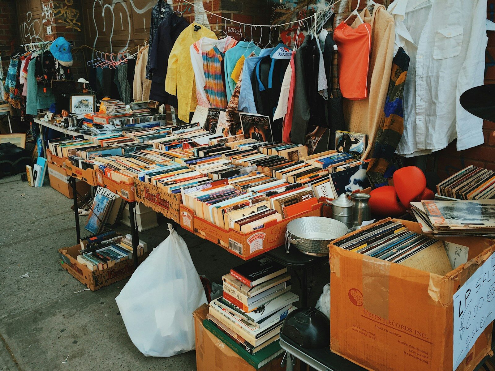 garage clean out services Canyon Crest CA 92507